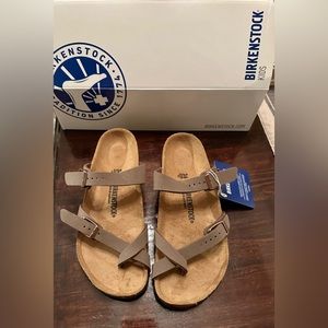 NWT Birkenstock Mayari kids Mocha sandals size 34